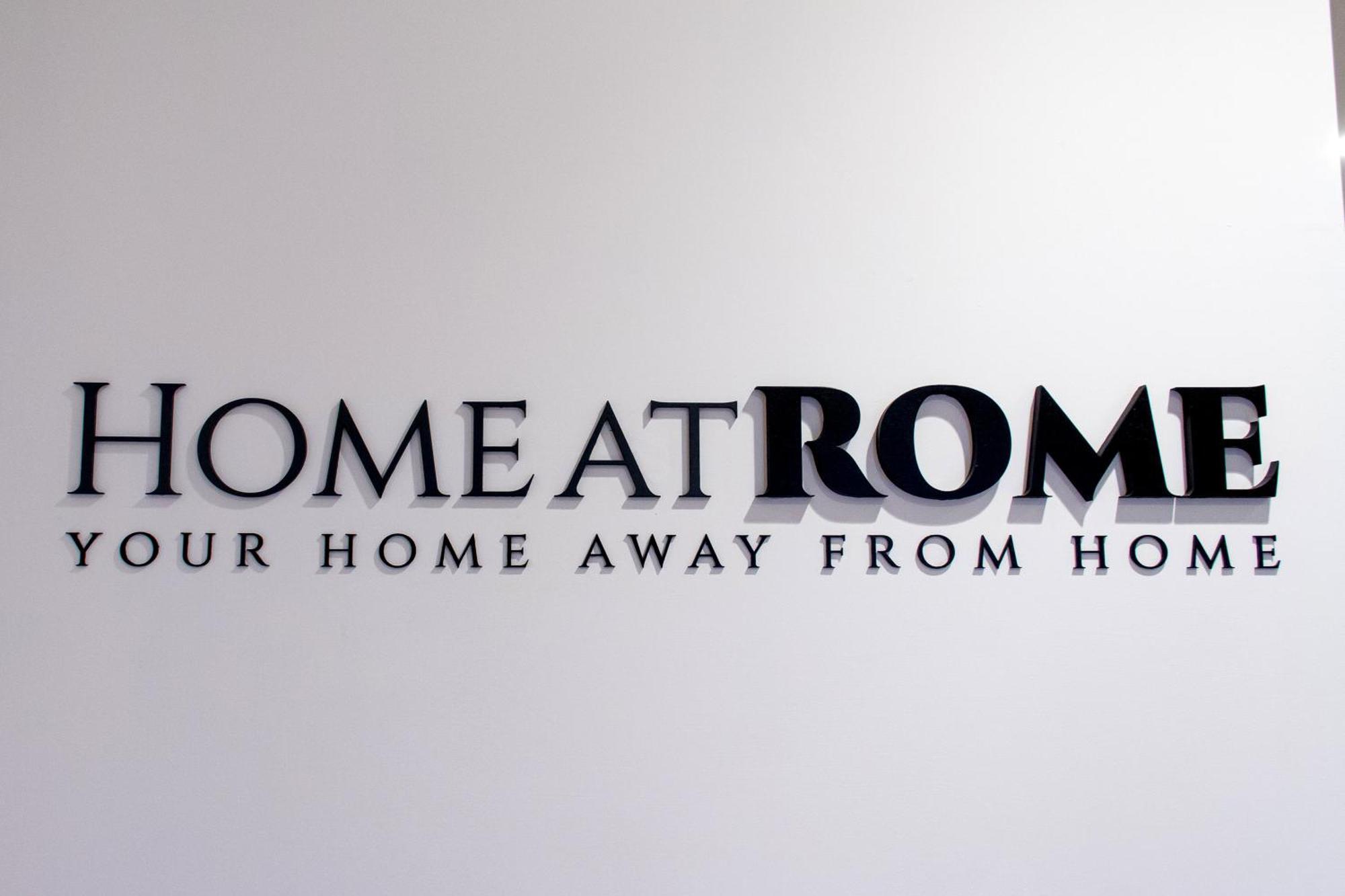 Home At Rome Luxury Navona Suites ภายนอก รูปภาพ