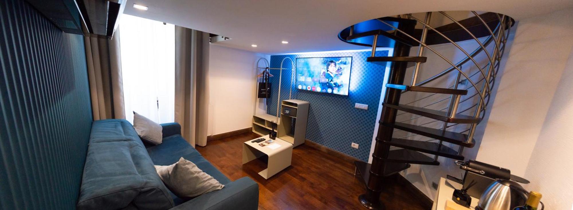 Home At Rome Luxury Navona Suites ภายนอก รูปภาพ