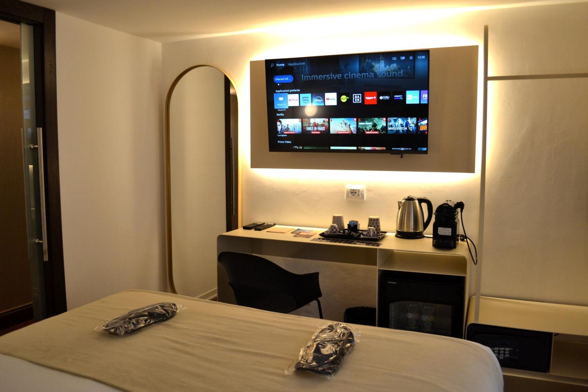 Home At Rome Luxury Navona Suites ภายนอก รูปภาพ