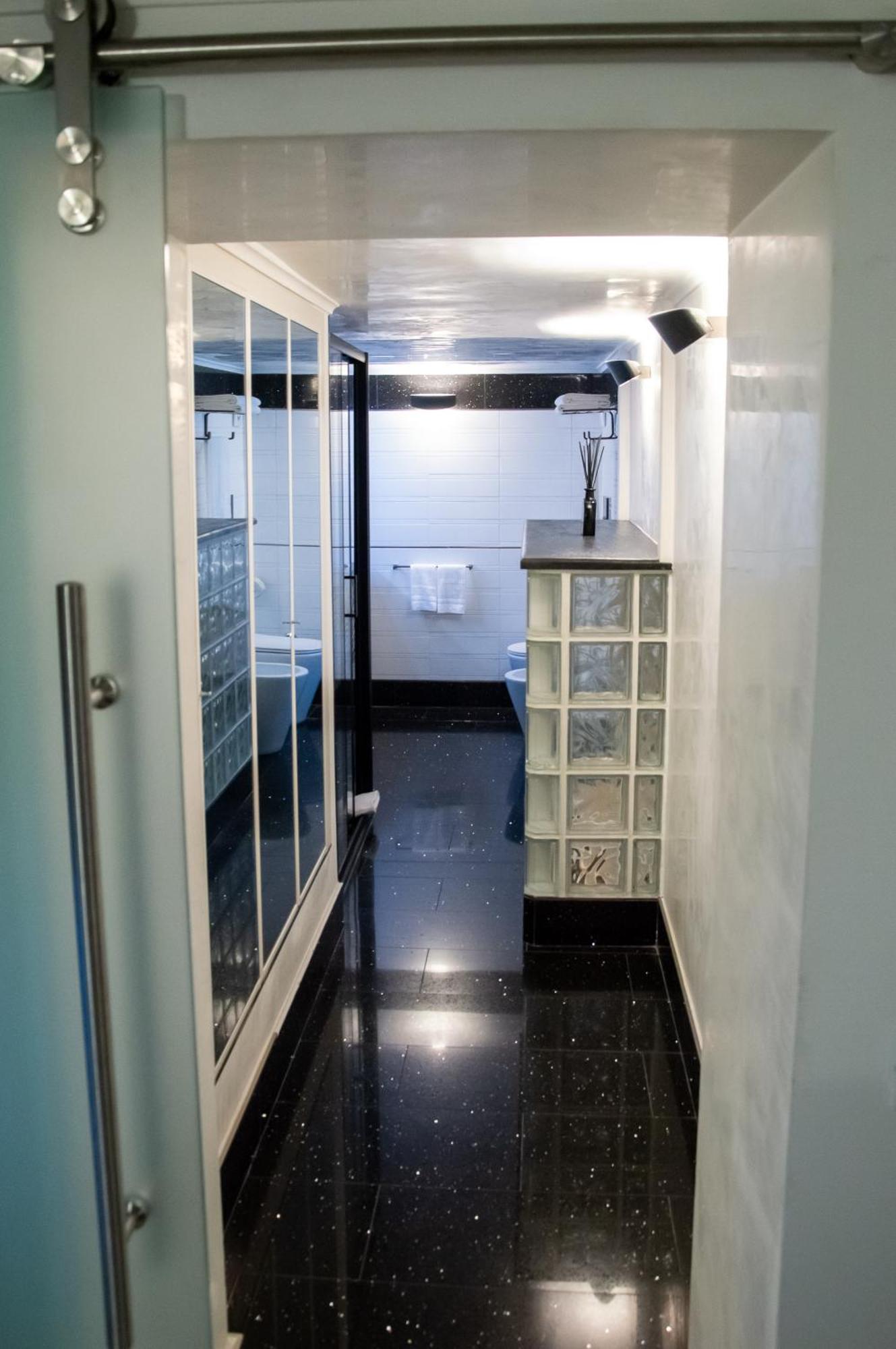 Home At Rome Luxury Navona Suites ภายนอก รูปภาพ